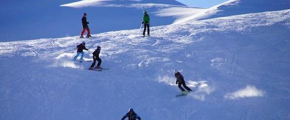 Kids Ski Lessons (7-16 y.) for All Levels from ABC Snowsport School Arosa