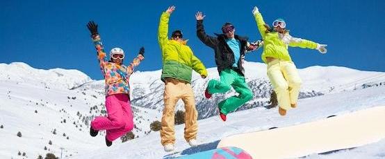 Snowboarding Lessons for Kids & Teens (6-16 y.) from Adrenaline Ski School Verbier