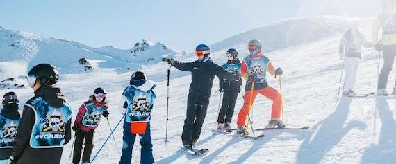 Kids Ski Lessons (from 6 y.) for Experienced Skiers from Evolution 2 Saint-Gervais