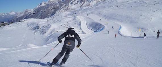 Private Ski Lessons for Adults of All Levels from PDS Snowsport - Ski and Snowboard School