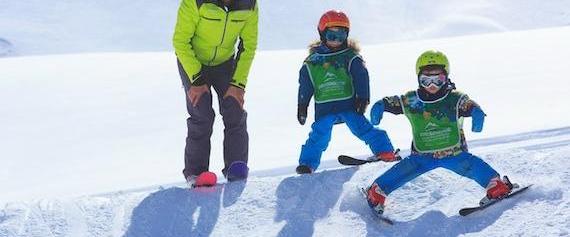 Kids Ski Lessons (5-13 y.) - Max 8 per group from Prosneige Val Thorens & Les Menuires