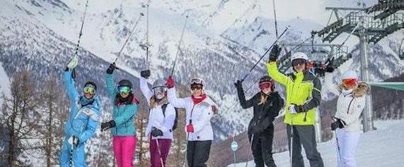 Adult Ski Lessons (from 13 y.) for Skiers with Experience from Scuola di Sci Vialattea Sauze dOulx