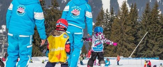 Kids Ski Lessons (4-12 y.) for First Timers from Ski School 360 Les Gets