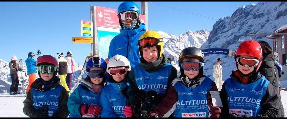 Kids Ski Lessons (6-16 y.) for All Levels from Ski School Altitude Grindelwald & Wengen