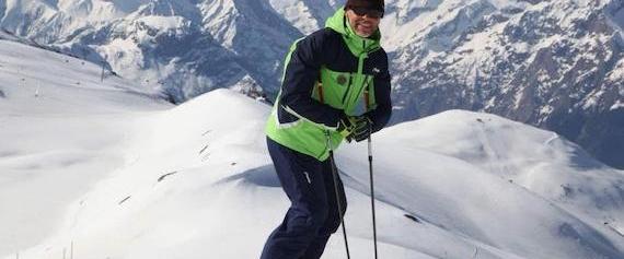 Private Ski Lessons for Adults of All Levels from Ski School EasySki Alpe dHuez
