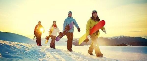 Private Snowboarding Lessons for All Levels from Ski School EasySki Alpe dHuez