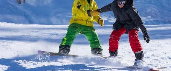 Private Snowboarding Lessons for All Levels from Ski School Evolution 2 La Clusaz
