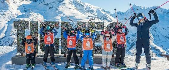 Kids Ski Lessons (6-13 y.) - Max 8 per group from Ski School Evolution 2 Tignes