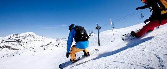Kids & Adults Snowboarding Lessons for All Levels from Ski School Warth