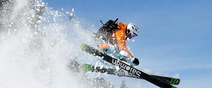 Off-Piste Skiing Lessons for Advanced Teens (13-19 y.) from Ski School Warth
