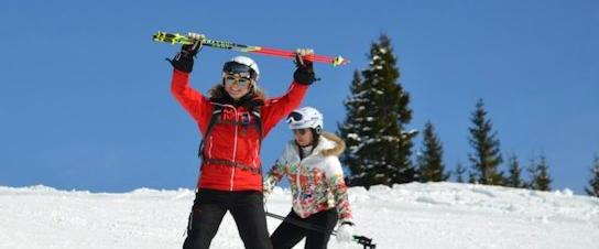 Adult Ski Lessons for First Timers from Skischule Kitzbühel Rote Teufel