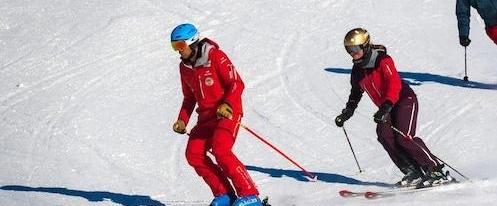 Adult Ski Lessons for Advanced Skiers from Swiss Ski School Grindelwald