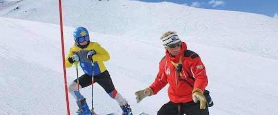 Adult Ski Lessons for Advanced Skiers from Swiss Ski School Wengen