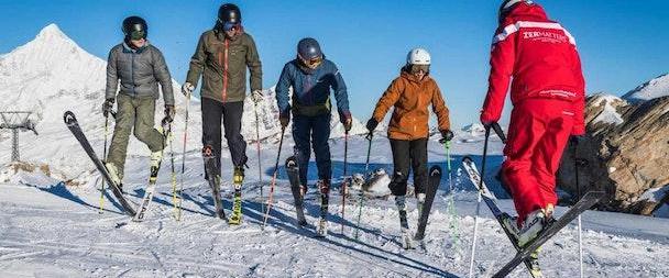 Adult Ski Lessons (from 15 y.) for All Levels from Swiss Ski School Zermatt - Zermatters