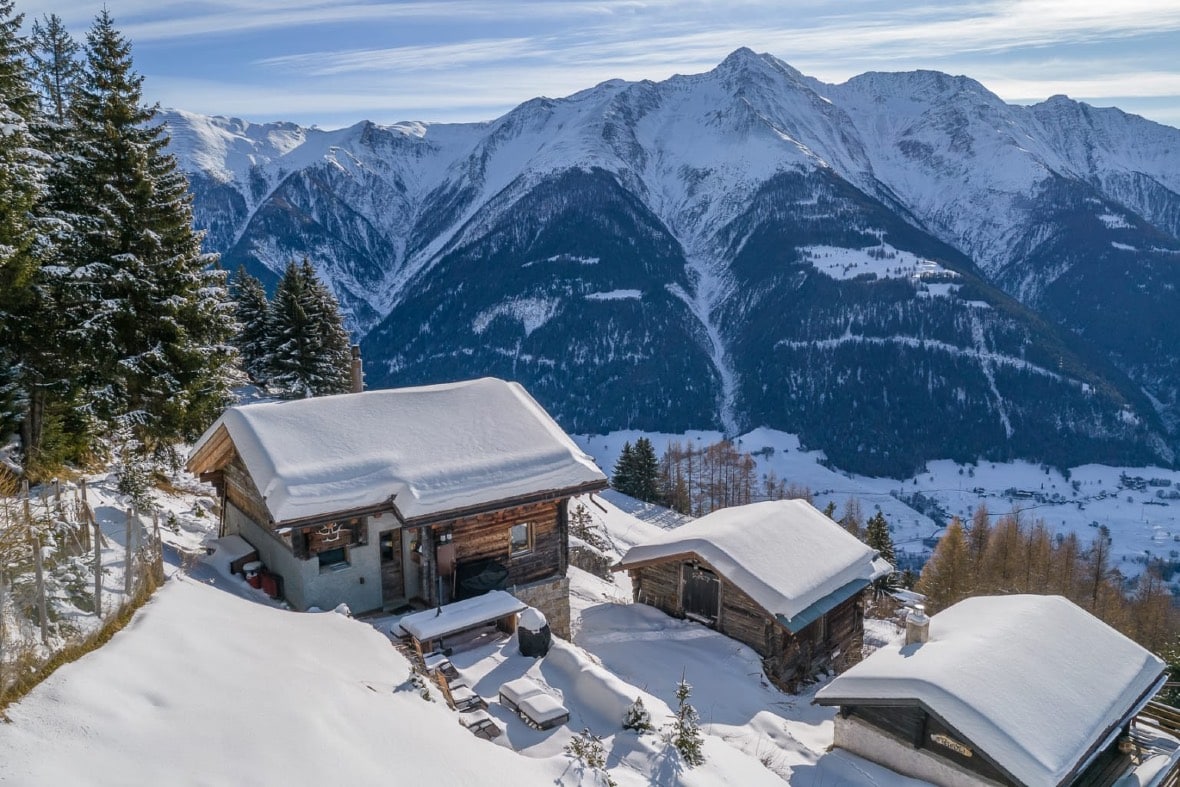 Alphutte Ried renovated hut for rent in Bettmeralp © Leisurerentals