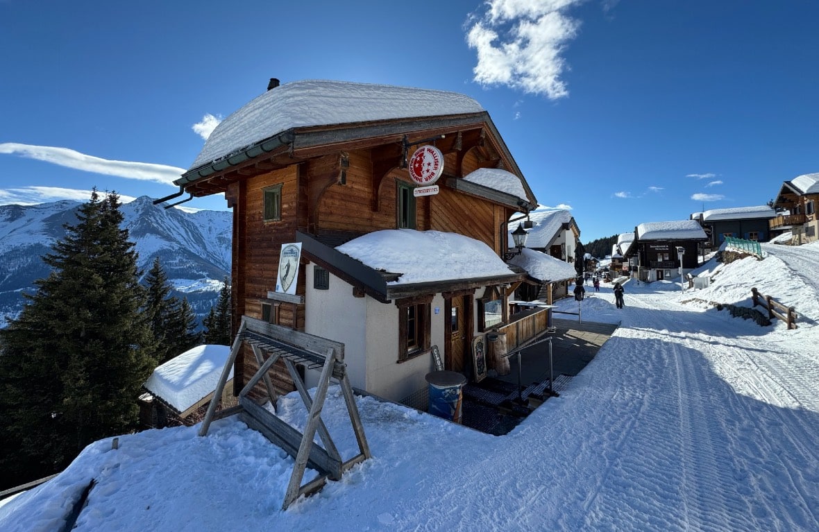 Mountain Rock Cafe, Bettmeralp © Ultimate-Ski.com