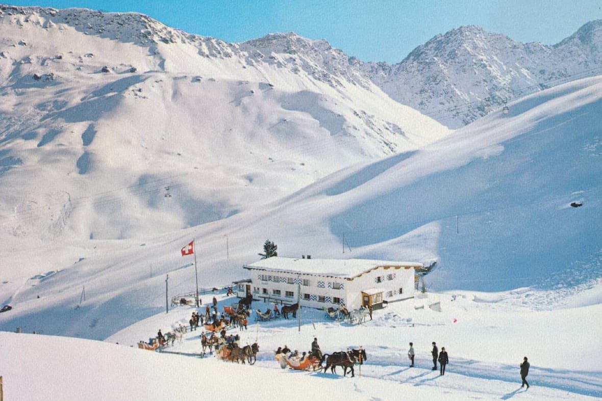 Arosa Alpenblick mountain restaurant in winter