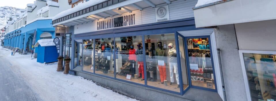 Arosa Ski Hire_Carmenna-Sport-Shop © Carmennasport.ch
