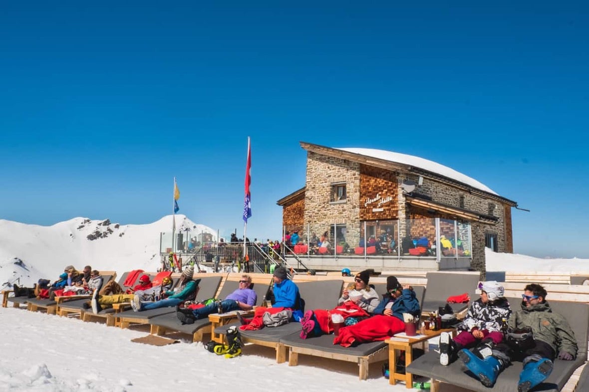 Arosa Hornlihutte mountain restaurant in winter