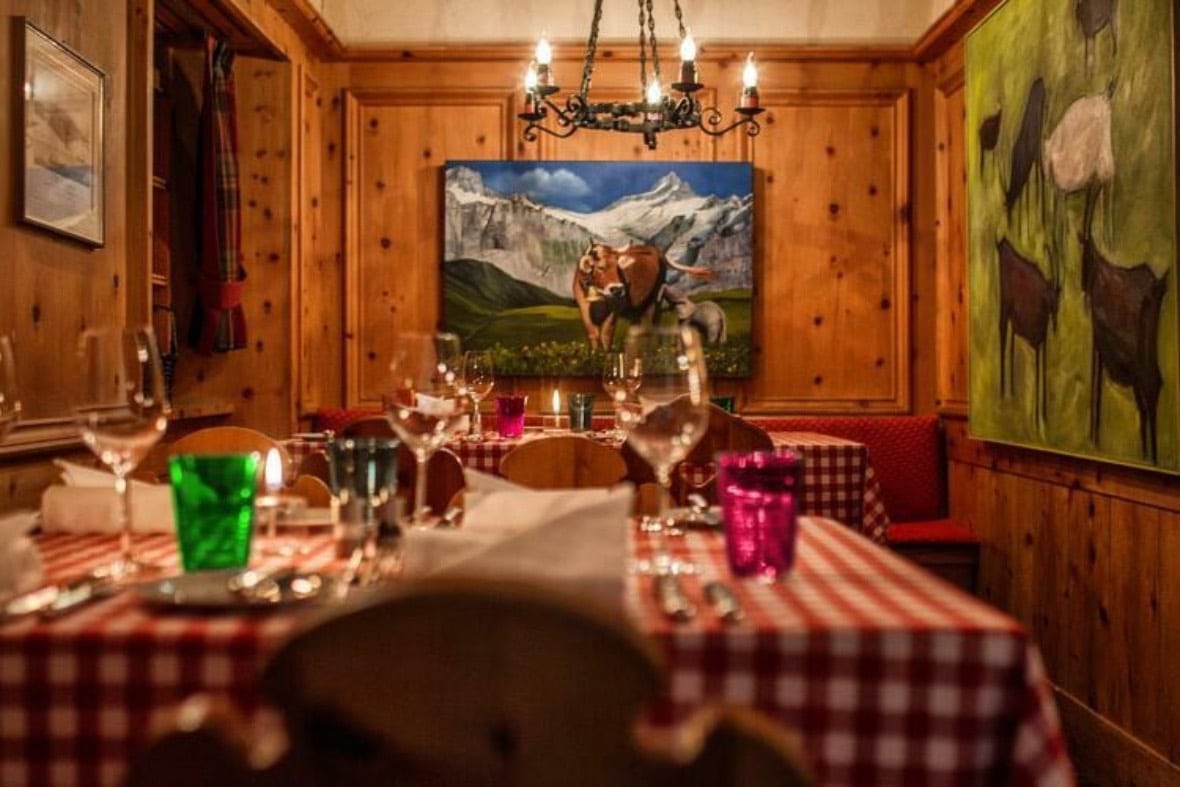 Hotel Excelsior Arosa - vibrant colours and refreshed interiors