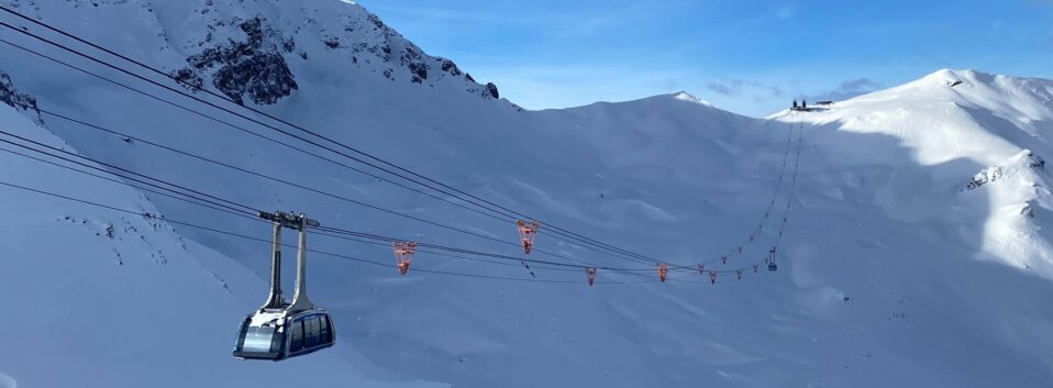 Arosa_Ski_Lifts_Cable_car_from_Hornli_to_Urdenfurggli © Arosa Bergbahnen AG