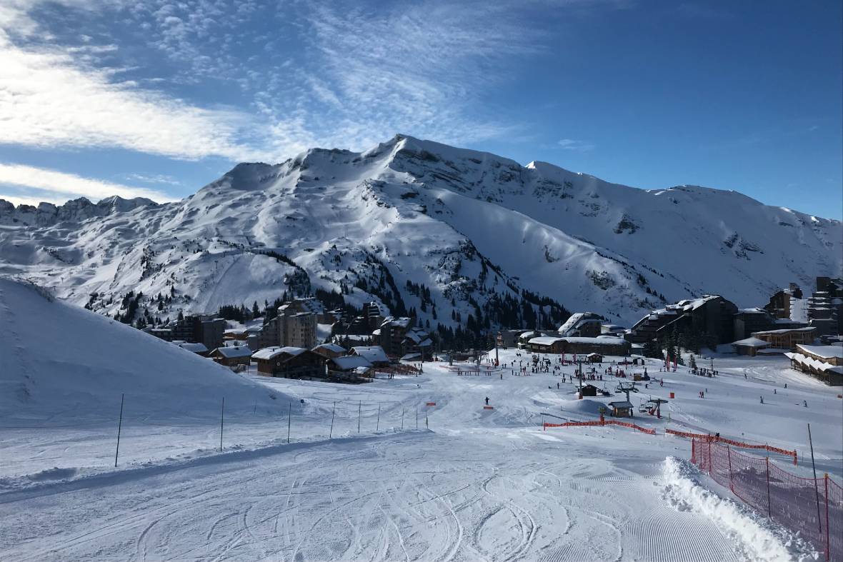 Avoriax beginners ski area and village in winter