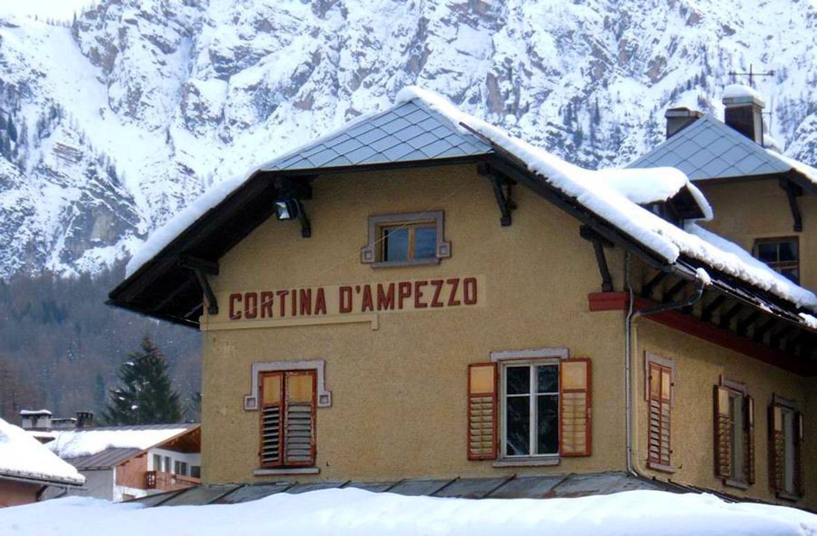Centro Bus Station Cortina d'Ampezzo
