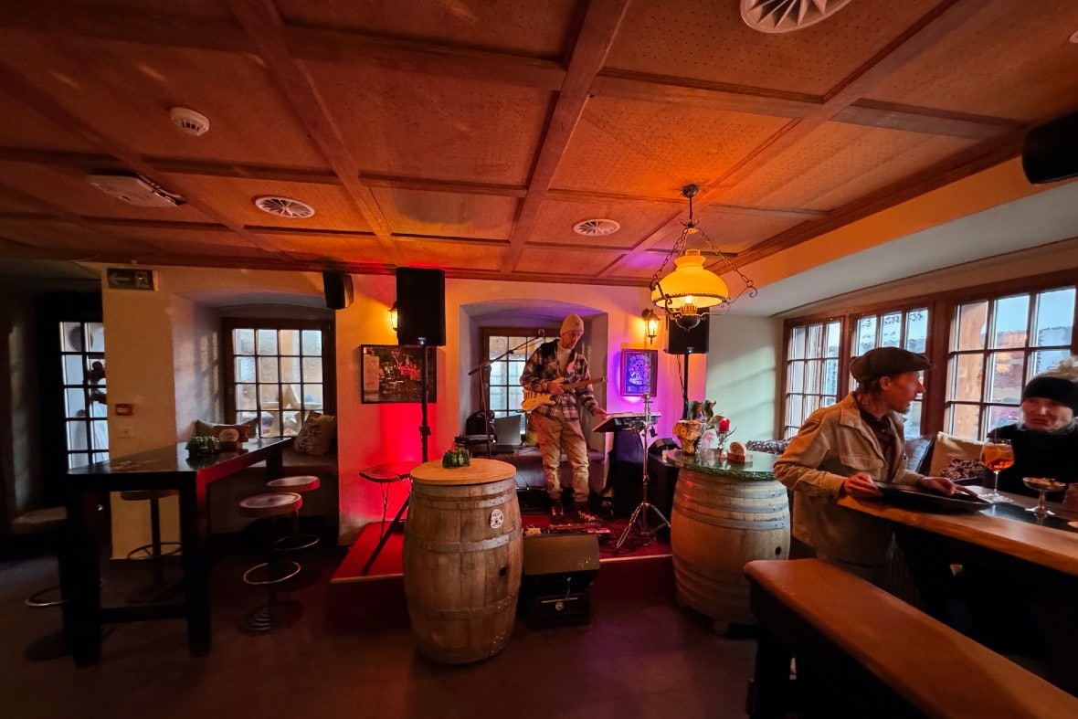 Engelberg Apres-Ski Zum Hoheneck Bar © Ultimate-Ski.com