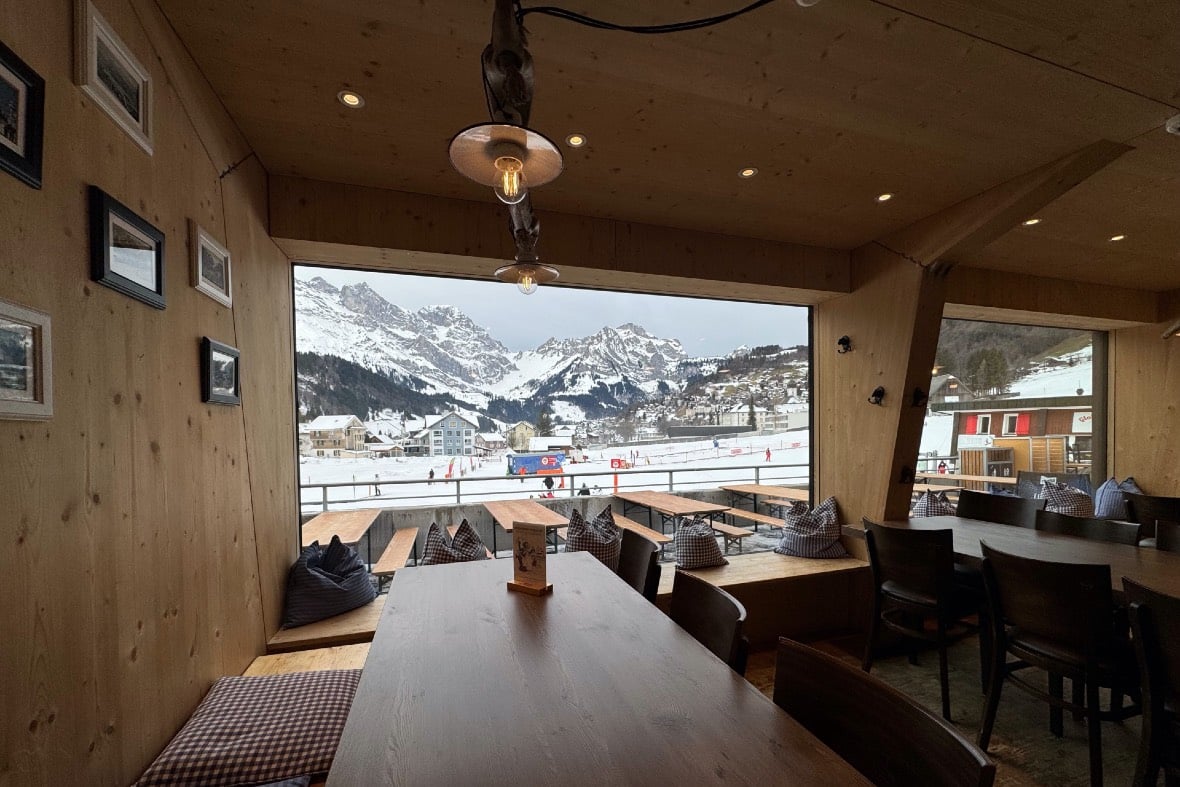 Engelberg Mountain Restaurants Ox Family Restaurant © Ultimate-Ski.com