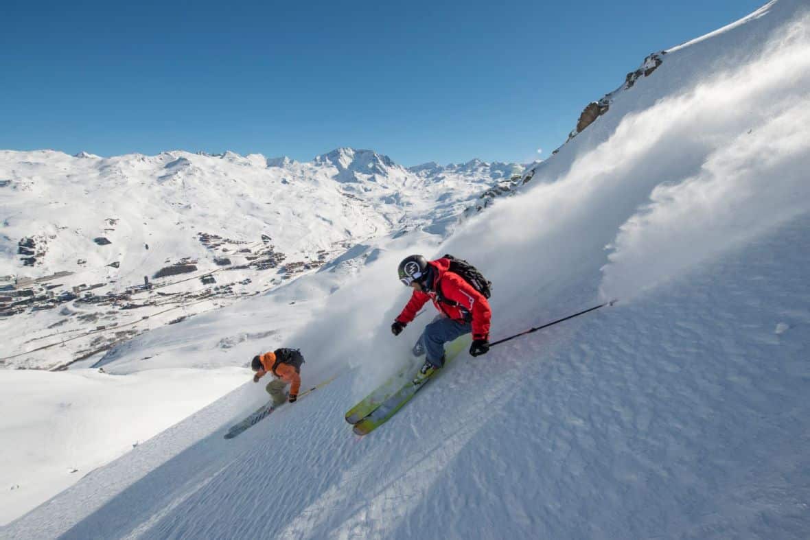 Freeride skiers on La Masse above Les Menuires