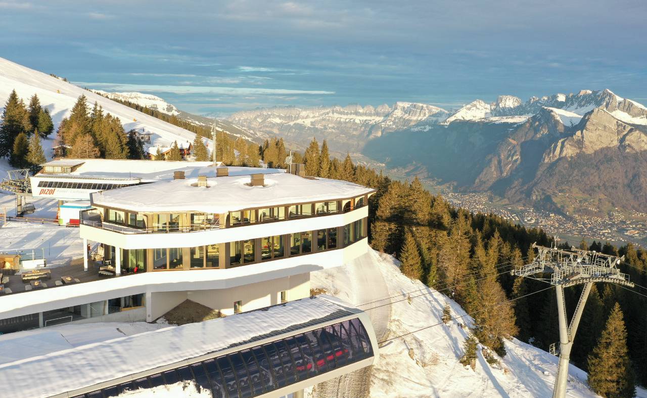 Panoramarestaurant-Edelweiss in Pizol in winter