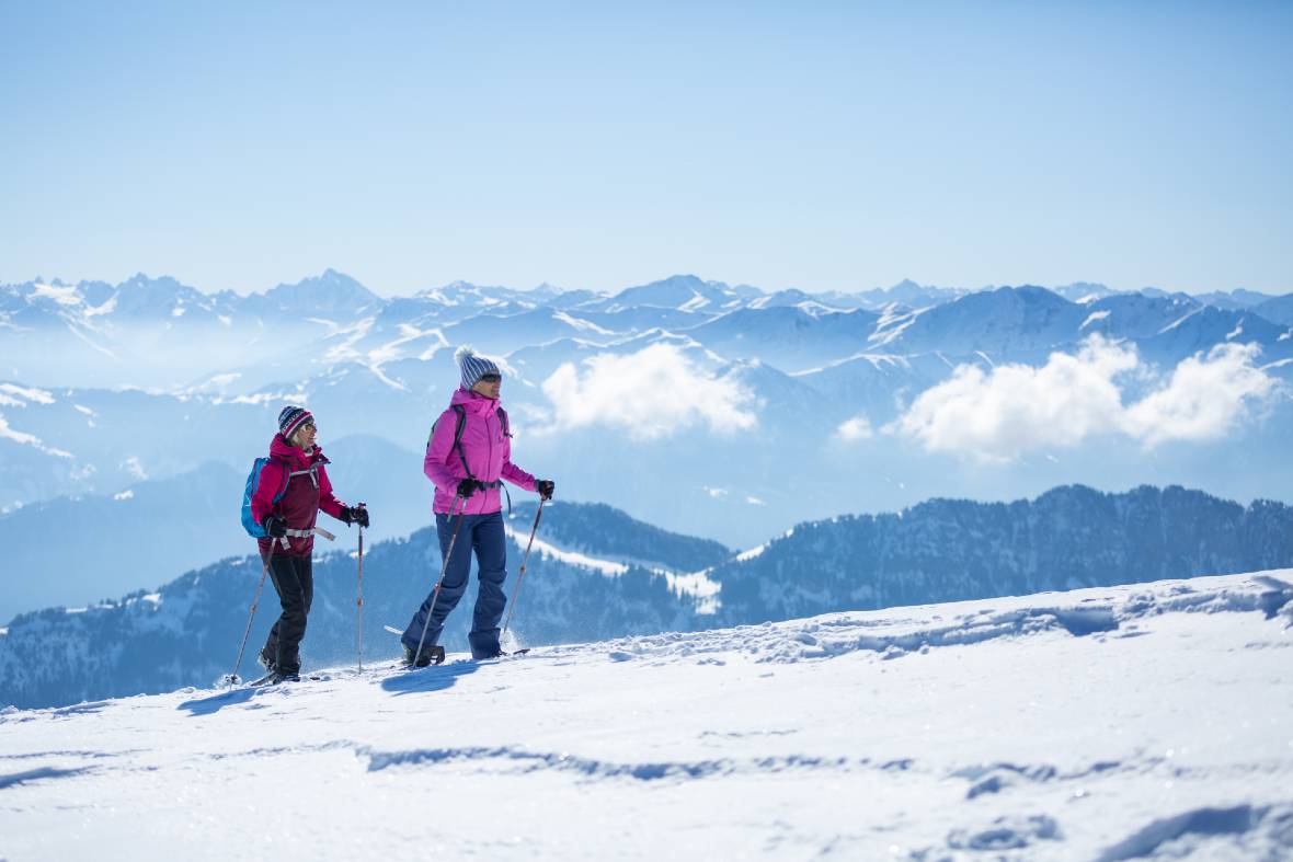 Snowshoeing in Pizol