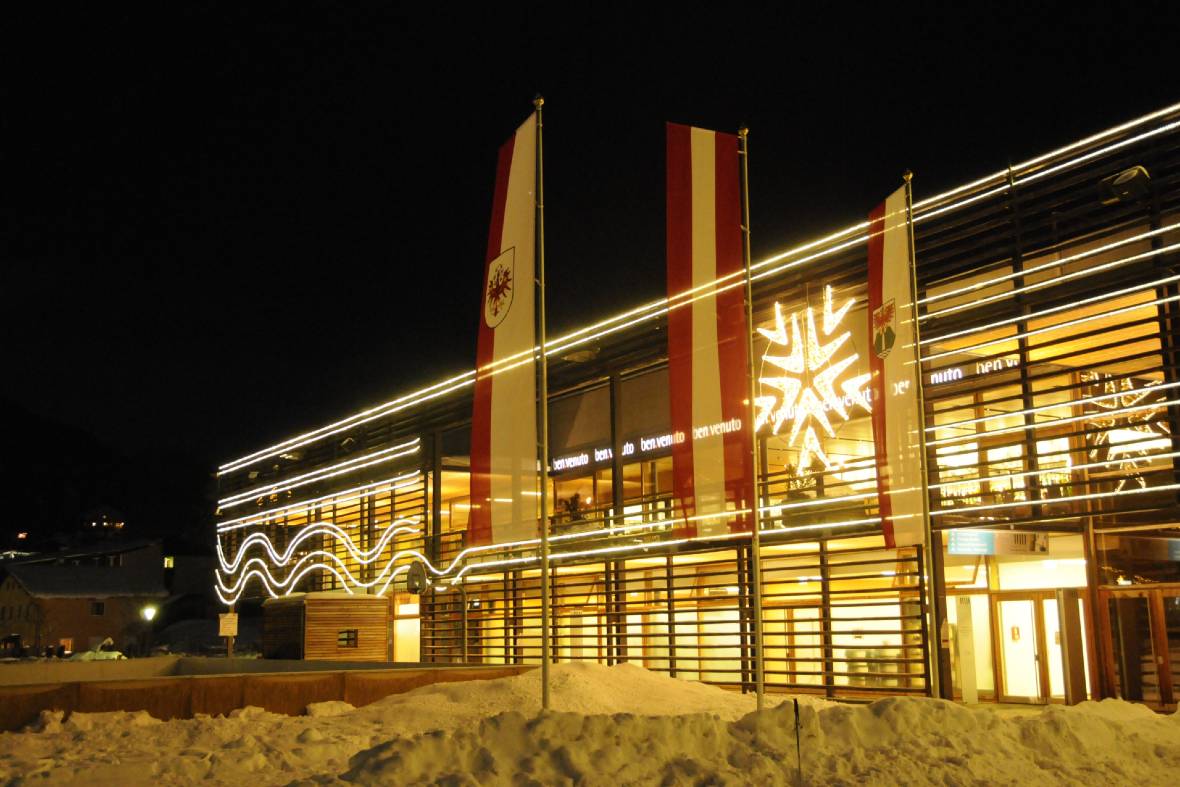 St Anton ARLBERG-well.com conference and leisure centre in winter