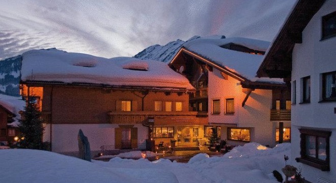 Hotel Alpenrose Au Exterior 660x360