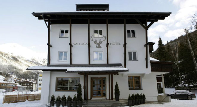 Valluga Hotel Exterior 660x360