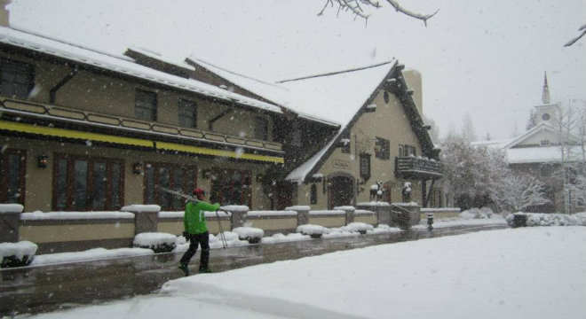 Sun Valley Inn Exterior 660X360