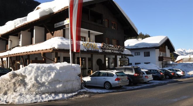 Hotel Klostertalerhof Exterior 660x360