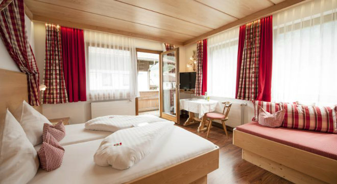 Hotel Angelika Neustift Room1 660x360