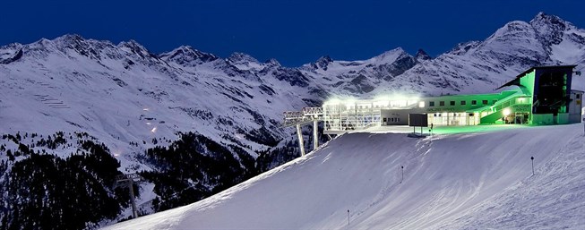 St Anton am Arlberg Galzig Night 660x260