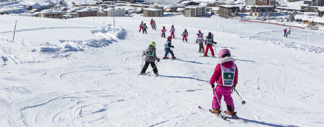 Alpe d'Huez Beginner Skiing1 660x260