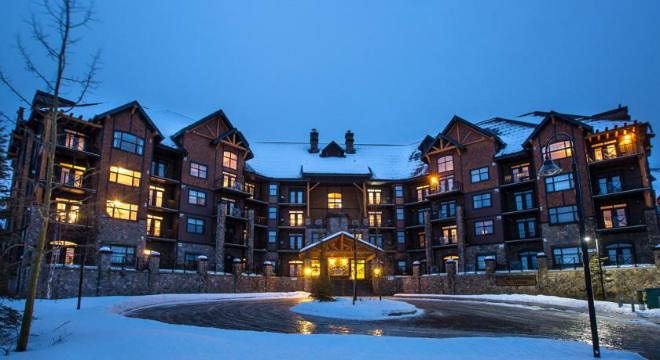 Glacier Mountaineer Lodge 660X360