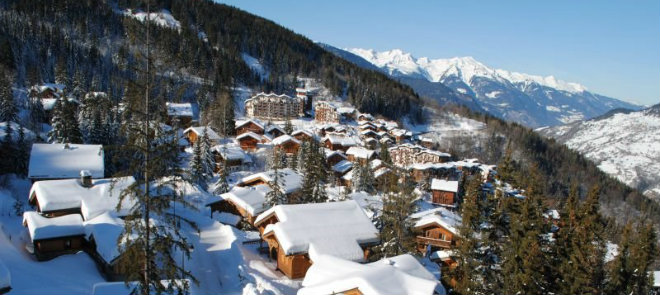 FR La Tania village in winter © Aufrère Lorène 660x295